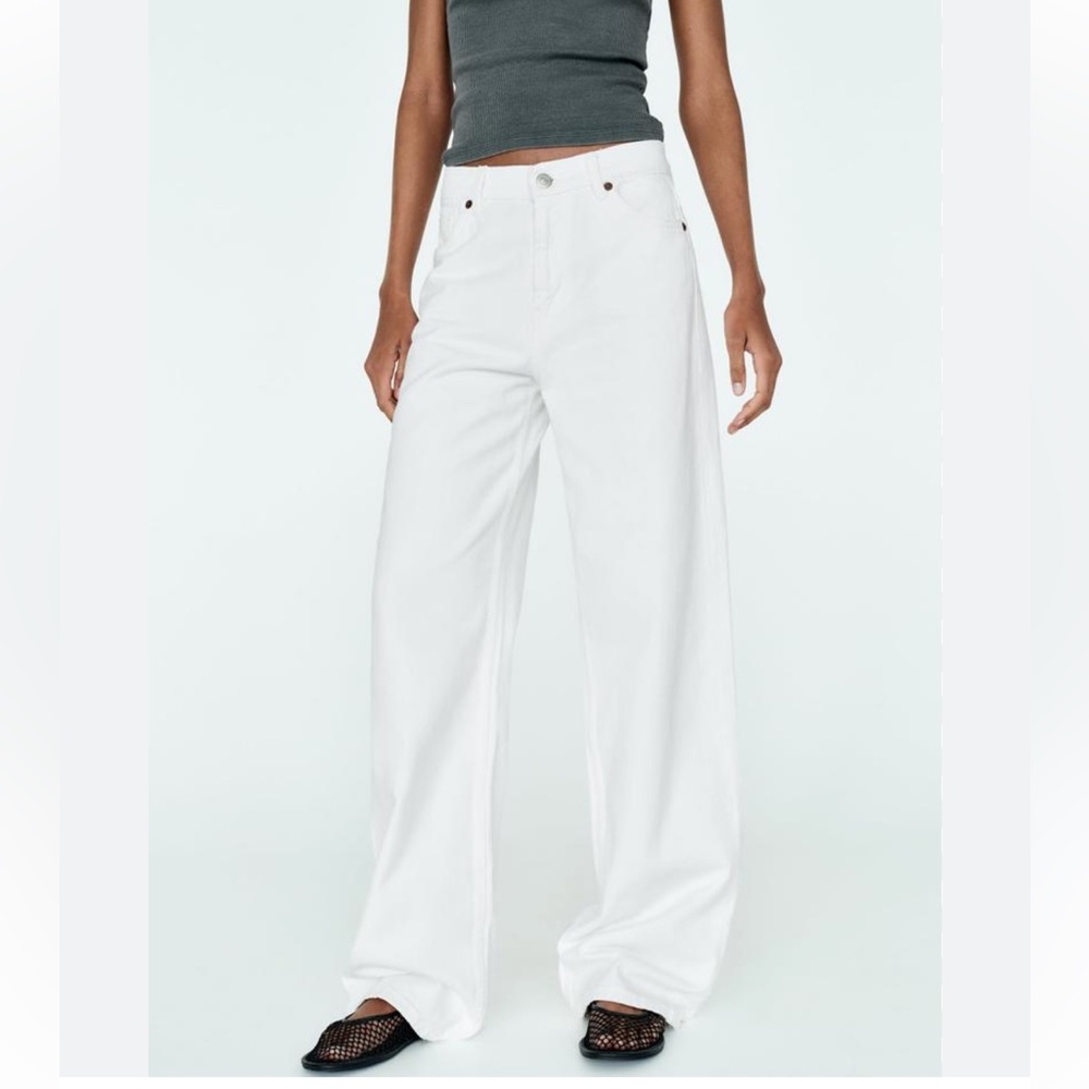 Zara White Wide Leg Jeans Size 4